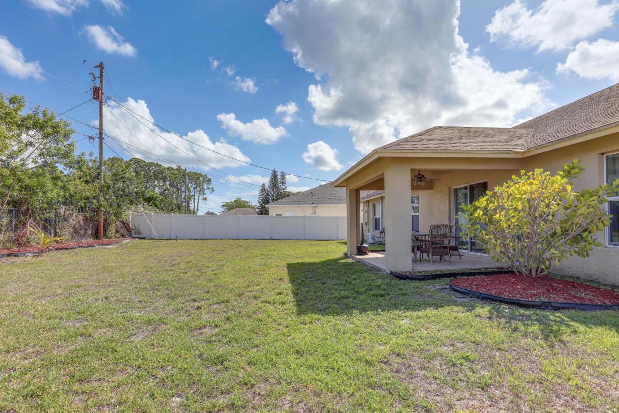 Port St Lucie Home With Above-Ground Pool And Grill كارلتون المظهر الخارجي الصورة